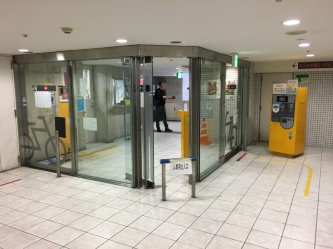 きらめき通り駐輪場