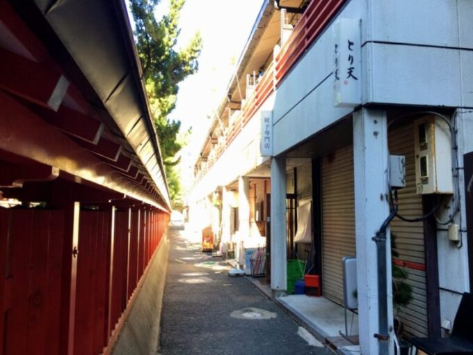 博多名物うまかもん通り