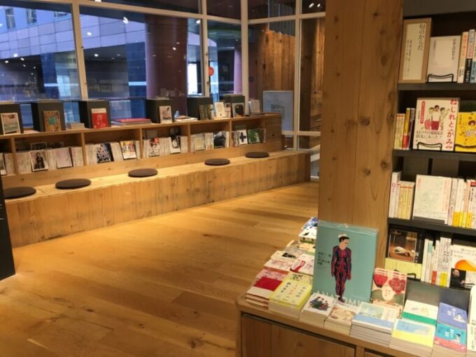 無印本屋(キャナルシティ博多)