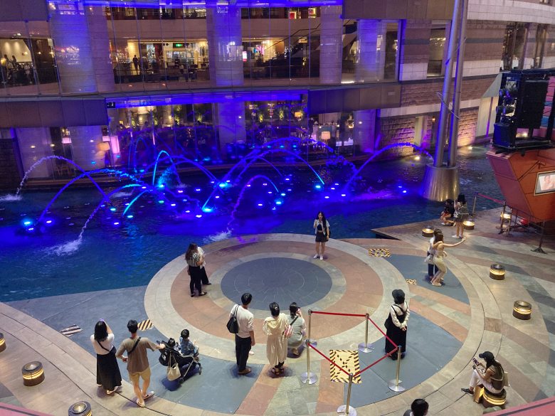 キャナルシティ博多　噴水ショー　場所　時間