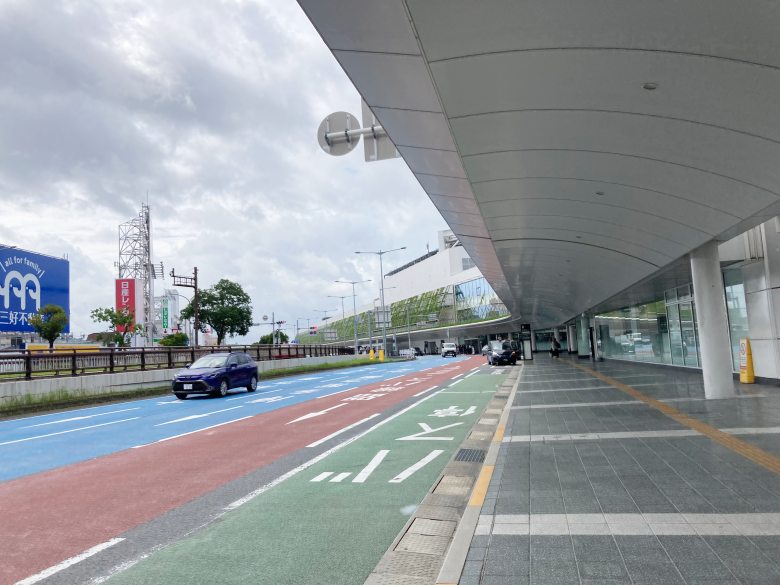高速バス降車場　福岡空港　国内線