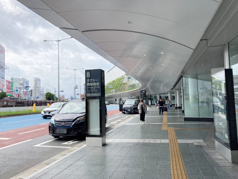タクシー降車場 福岡空港 国内線
