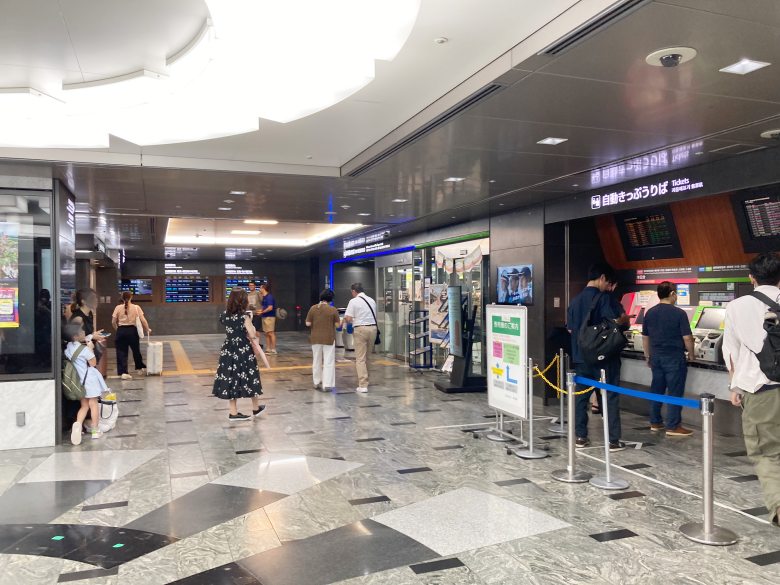 博多駅 ひかり広場 行き方 新幹線 筑紫口