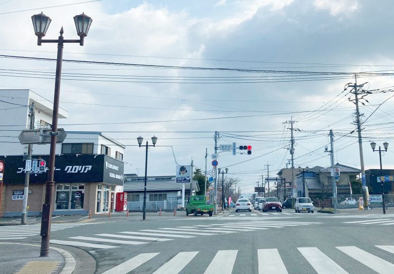 橋本環奈　コインランドリー　グロリア　幼少期　看板