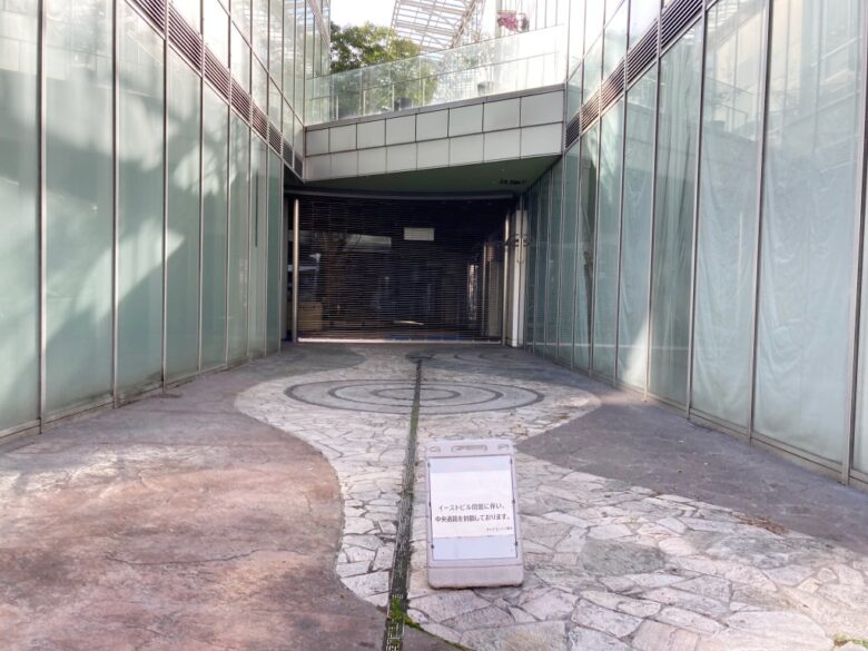 キャナルシティ博多 ーストビル